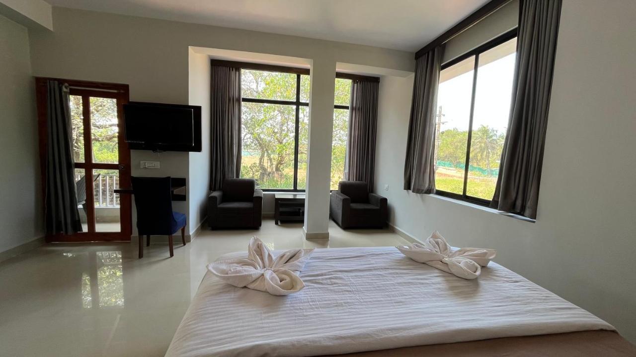 Fourteen Pods By The Sea Hotel มอร์จิม ภายนอก รูปภาพ